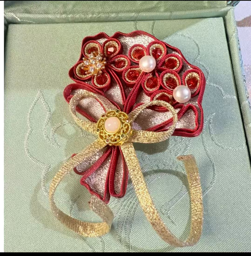 胸花.jpg