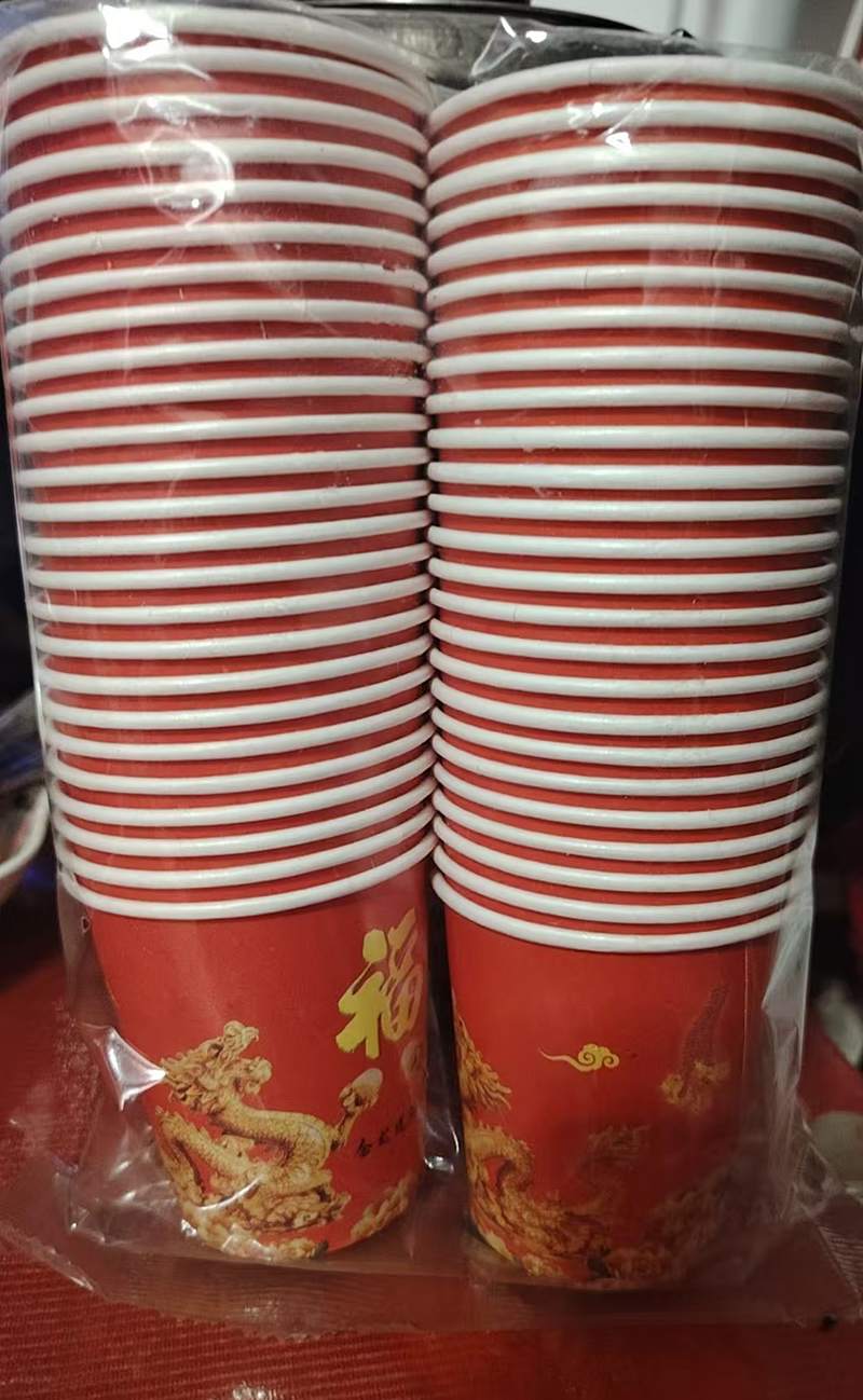 一次性杯子1.jpg