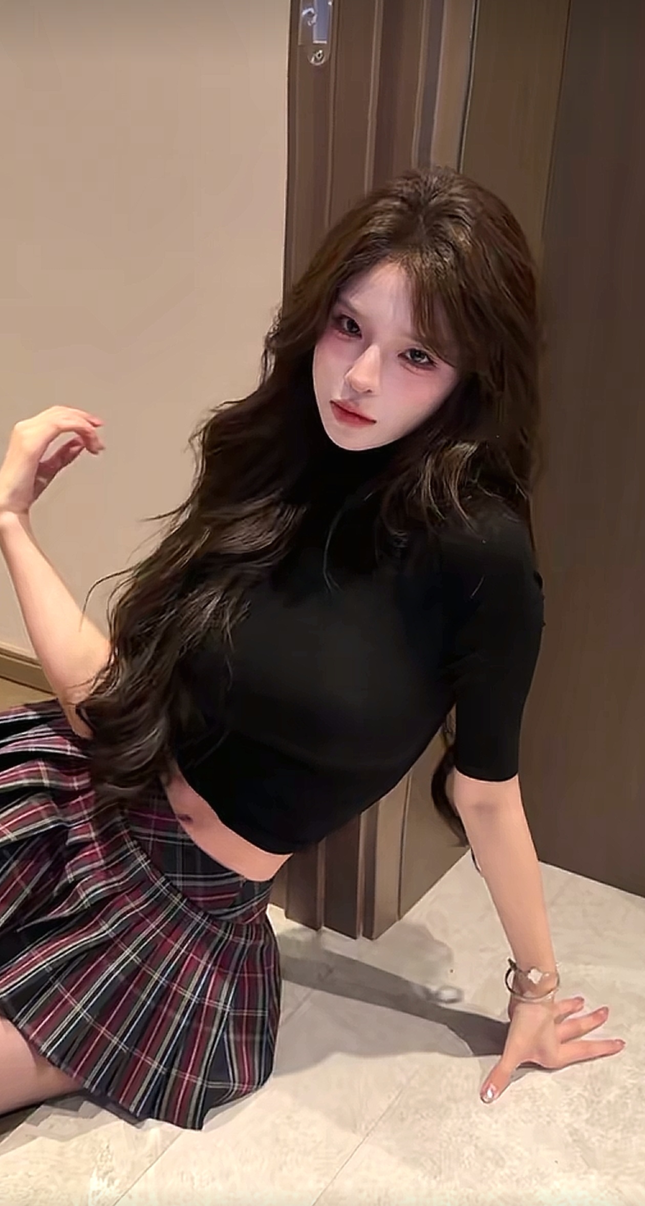 Screenshot_20260905_230133_com.ss.android.ugc.aweme_edit_814998958174076.jpg